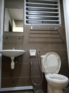 LUXURY STAY - 2 ROOMS with CONDO Facility - Mount Austin JB - SPECIAL OFFER SECURITY DEPOSIT RM200 - 2