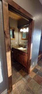 Grand Getaway at Green Bluff - - 9