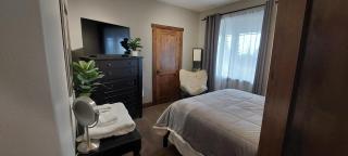 Grand Getaway at Green Bluff - - 6