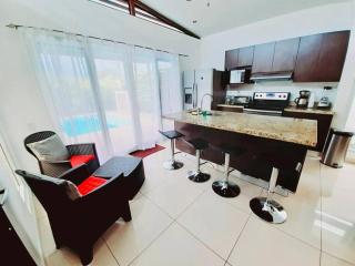 Lapa House 4 ( Cozy pool-3 bedrooms(LL#4) - Jacó - 2