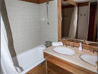 Studio Cabine Confortable au Centre de Val-d'Isère avec Balcon, à 3 Min des Pistes - FR-1-518-110 - Val dʼIsère - 2
