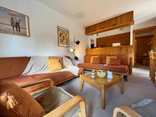 Appartement Ensoleillé au Pied des Pistes avec Balcon – Proche École de Ski - FR-1-688-59 - Méribel - 0