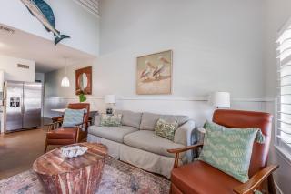 Pirates Bay #118 The LUV Shack poolfront townhome - Port Aransas - 0