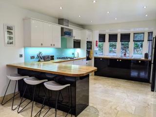 Detached 4 Bedroom Luxury Home - Halifax - 0