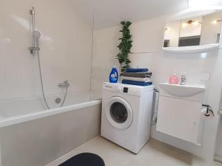 Spacious Apartment for Traveler and Fitter - 7