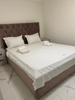 Luxury Apartments and Studios Boulevard G Enescu Suceava - 2