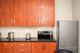 Stunning 2 bed modern apartment - 3
