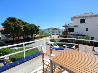 MISTRAL - Apartamento acogedor, luminoso y de ambiente moderno con terraza vista mar. - ES-228-143 - Llança - 9