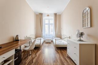 Functional and Comfortable Very Berry Studios in Poznań by Noclegi Renters - 7