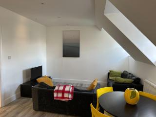 Lovely 2-bedroom apartment in the heart of chelmsford - Chelmsford - 3