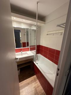 Ski-in ski-out 1 bed, La Tania - Courchevel - 3