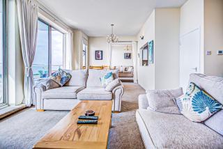 Pass the Keys Stunning Sea Front Views - Westcliff-On-Sea - 5
