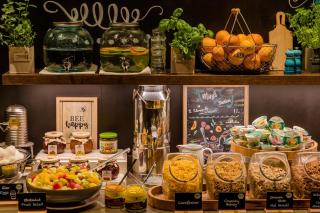 Motel One Berlin-Alexanderplatz - Berlin - 8
