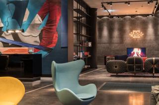 Motel One Berlin-Alexanderplatz - Berlin - 6