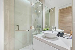 StoneTree - Studio One Tower Studio - Canal View - Dubai - 6