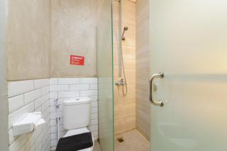 Urbanview Caverna Gandaria by RedDoorz - Jakarta - 2