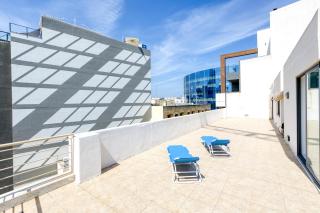 1BR penthouse with Large Private Terrace in PV by 360 Estates - St Julian's - 7