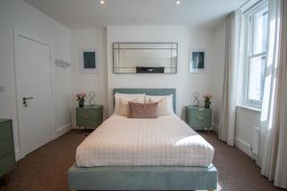 2 Bedroom Apartments in Covent Garden Sleeps 6 - 2