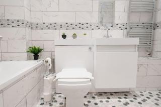 Prenton House, 3BR Close to Liverpool - Birkenhead - 3