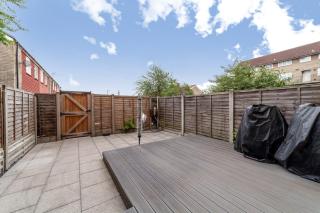 Quiet & Spacious 2BR Flat wGarden near Edmonton - Edmonton - 7