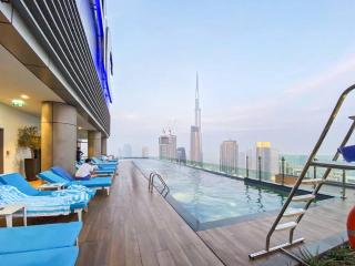 StoneTree - Paramount 3 BR - Infinity Pool - Dubai - 9
