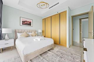 StoneTree - Paramount 3 BR - Infinity Pool - Dubai - 1