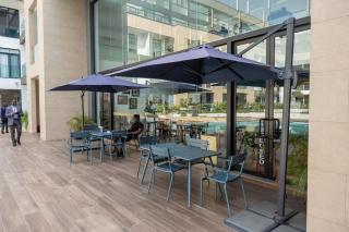 Plush Studio @Embassy Gardens - 5