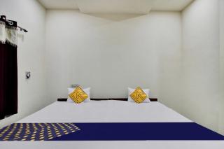 SPOT ON 81230 Hotel Fauji - 3