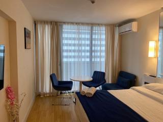 Batumi Orbi city Aparthotel A blok 26 - Batoemi - 3