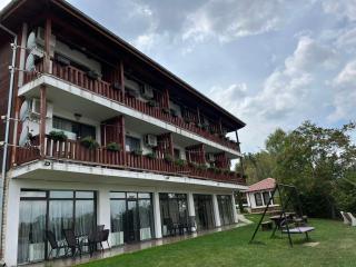 Ваканционно селище Романтика - 7