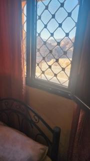 Window on petra - Wadi Musa - 7