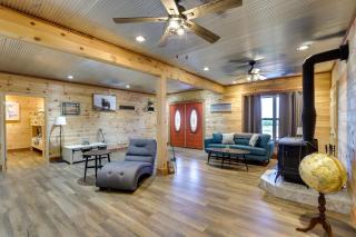 Spacious Franklin County Retreat on 80 Acres! - 1