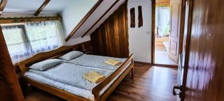 Casa de sub Sipote - 3