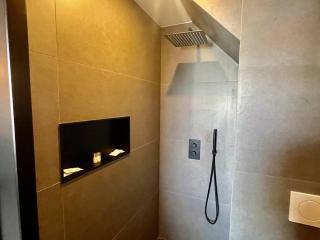 Modern Apartment Terrace Cityview - 3