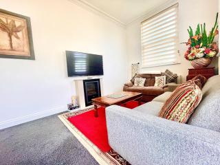 Executive apartments, nr city centre with private parking - 3