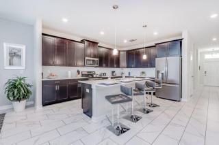 Luxury Home inside Champions Gate - No Extra Fees - 9