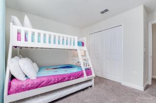Luxury Home inside Champions Gate - No Extra Fees - Davenport - 2