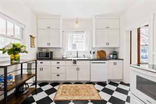 Downtown Bungalow with Geothermal Hot Spring - Boise - 8