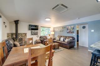 Bremerton Vacation Rental with Hot Tub and Lake Access - Belfair - 2