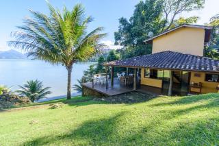 Casa com vista e praia exclusiva em ilha em Paraty - Paraty - 0