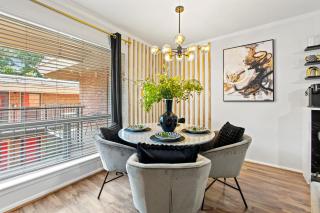 Luxe and Modern Dallas Condo 2 Mi to Highland Park! - Dallas - 5