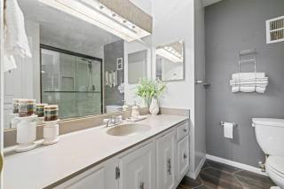 Townhome - Convenient Location - Houston - 7
