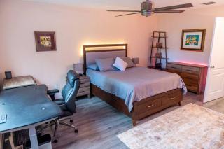 5 min to airport and 15 min to beach! - Fort Lauderdale - 7