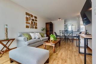 ALU Apartments - Miraflores Boardwalk - 2