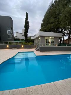 Departamento nuevo con seguridad y pileta ,en villa allende a 15 del centro de Córdoba - Villa Allende - 0