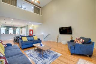 Houston Townhome By George Brown Convention Center - 6
