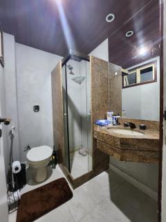 Incrível quarto e sala na quadra da praia de Ipanema - Rio de Janeiro - 2