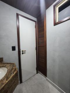 Incrível quarto e sala na quadra da praia de Ipanema - Rio de Janeiro - 1