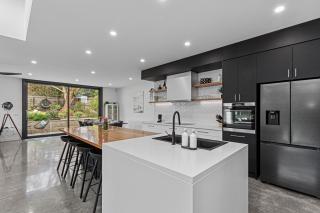 Luxurious Haven House by the Beachside Ocean Grove - Ocean Grove - 2
