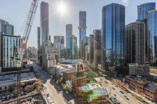 Cityscape Comforts - Stylish Retreat in Melbourne - Melbourne - 4